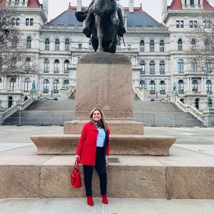 Meet your Posher, Betzy